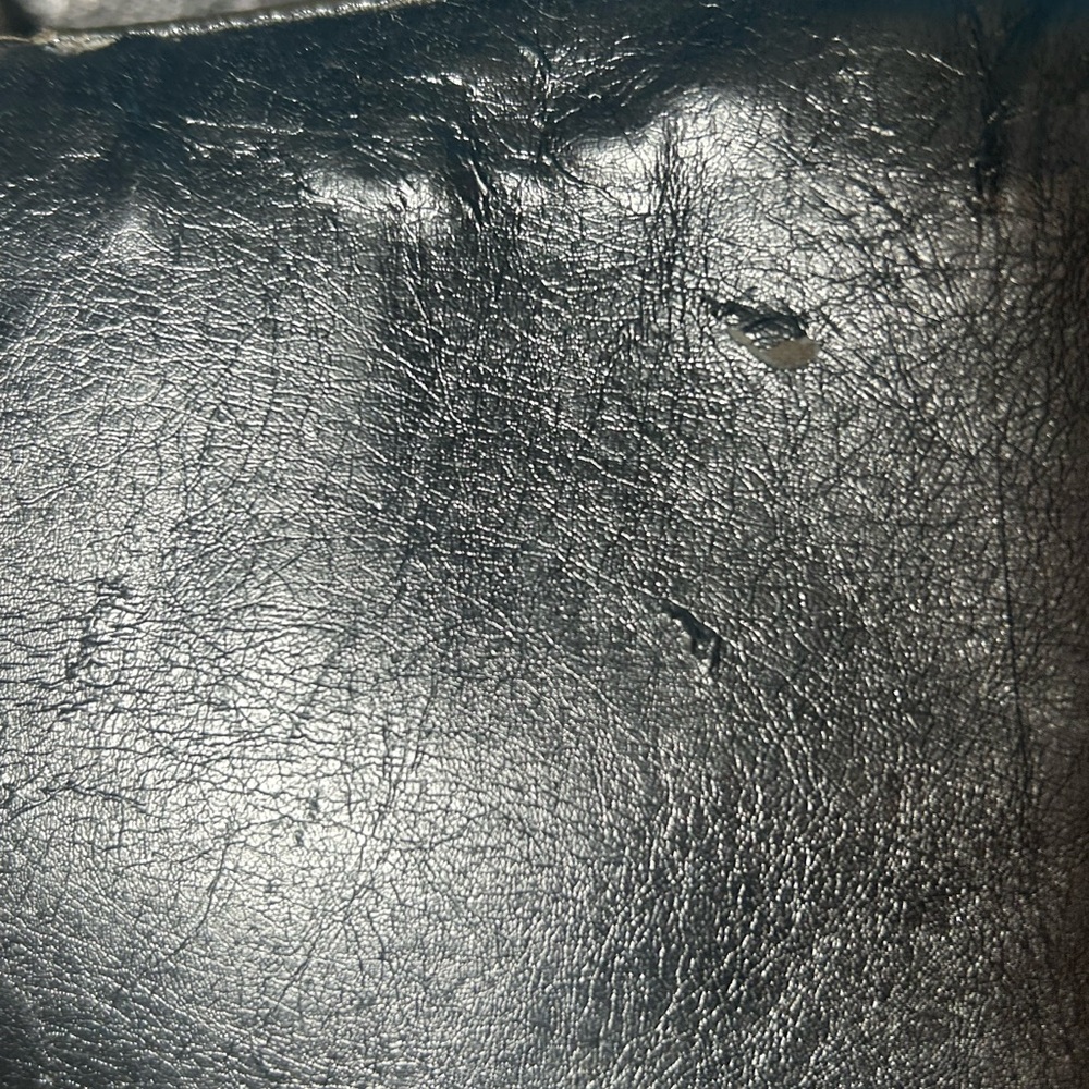 The Sak Multicolor Patterned Interior - image 6